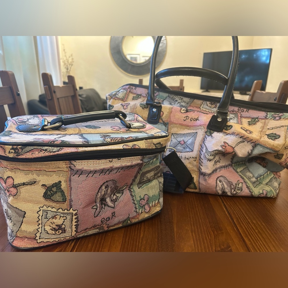 Disney Winnie The Pooh Vintage Luggage Set